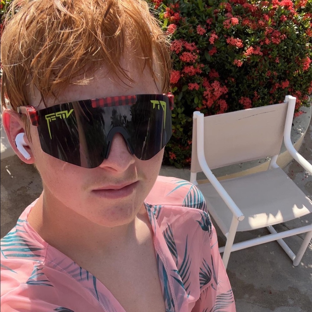 Meet your Posher, Gage